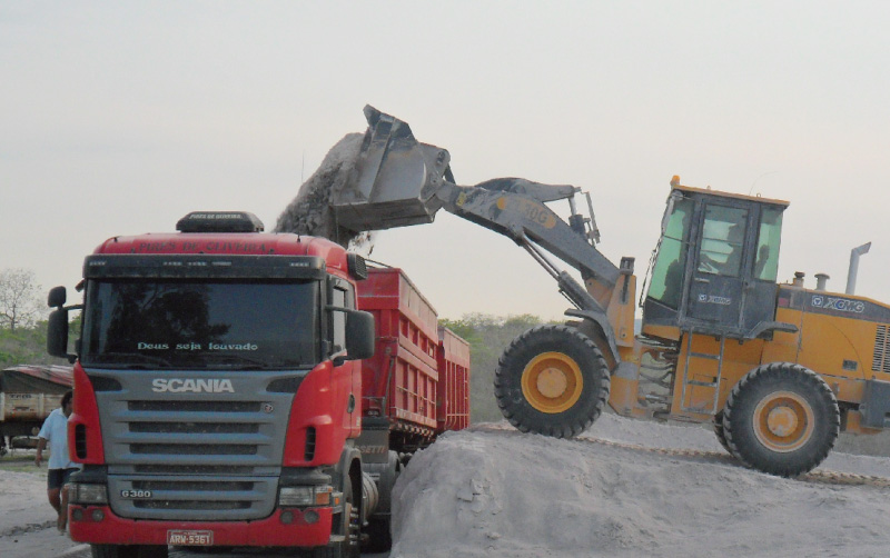 װ�ػ�ZL30G�ڰ���MG����ʯ��ʩ��