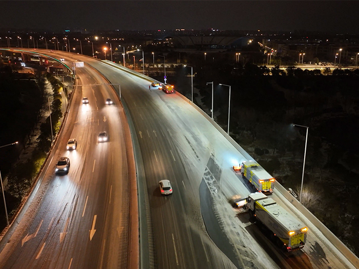 ʢ�����ֳ���װ����ս�����ݳ�ѩһ��