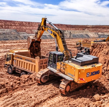 ��ɽ����