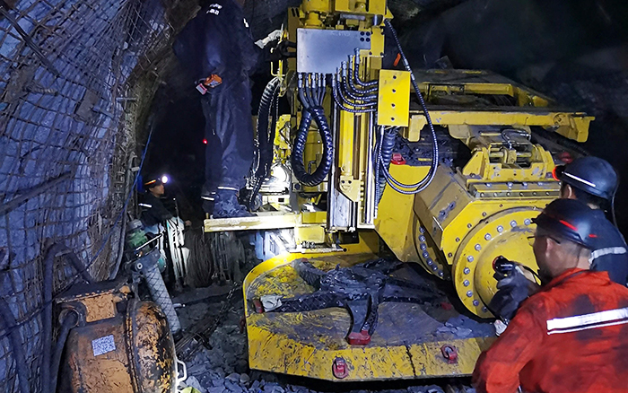 ú�󿪲��� ʢ�����֡������ޡ�������