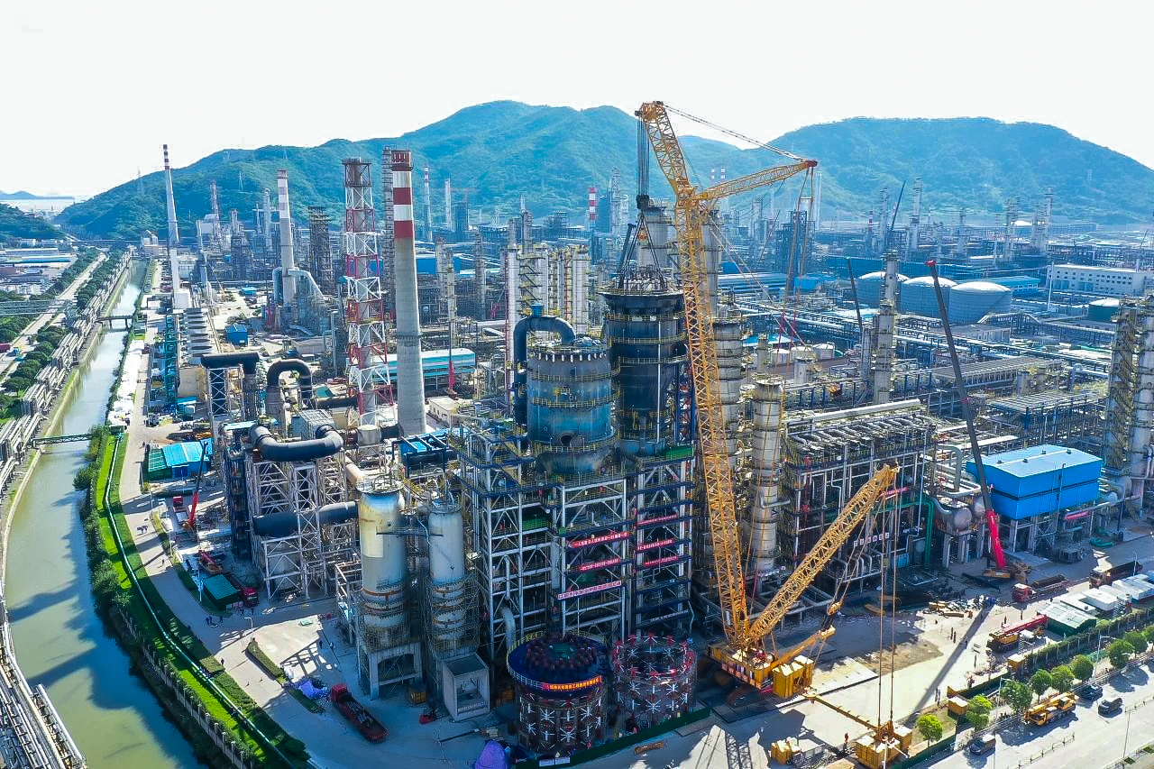 ���ش�648.6�֣�XLC30000����ʯ��װ����ĥ��