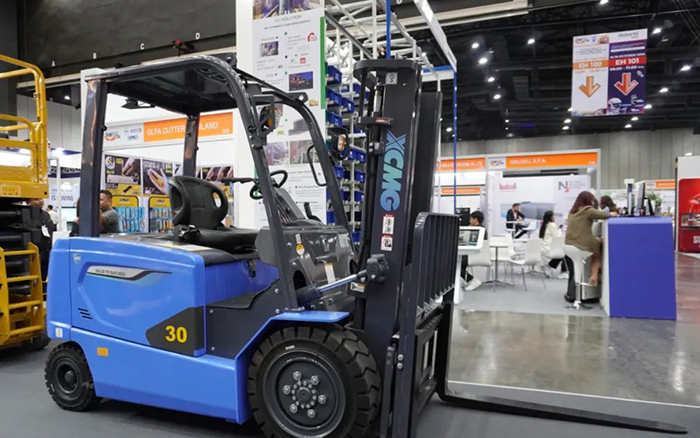 ʢ�������������ණ��������չ��